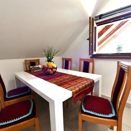 Apartman Jelena Раковица Экстерьер фото