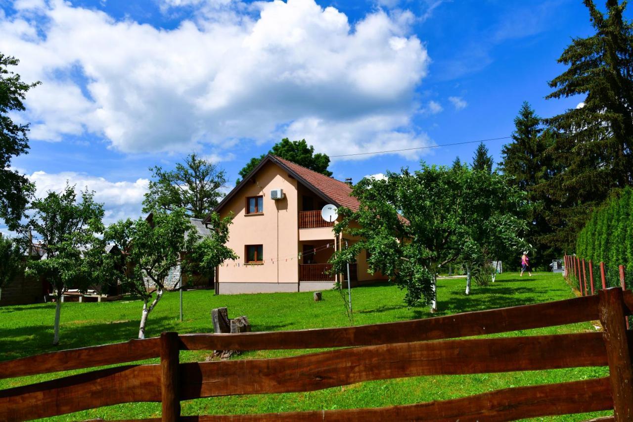 Apartman Jelena Раковица Экстерьер фото
